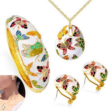 Sublimez Votre Style avec nos Bijoux Fantaisie pour Femme