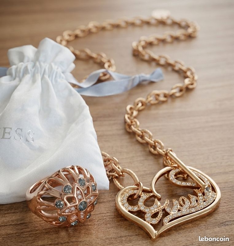 Exploration des Bijoux de Luxe : Élégance Intemporelle et Raffinement Absolu