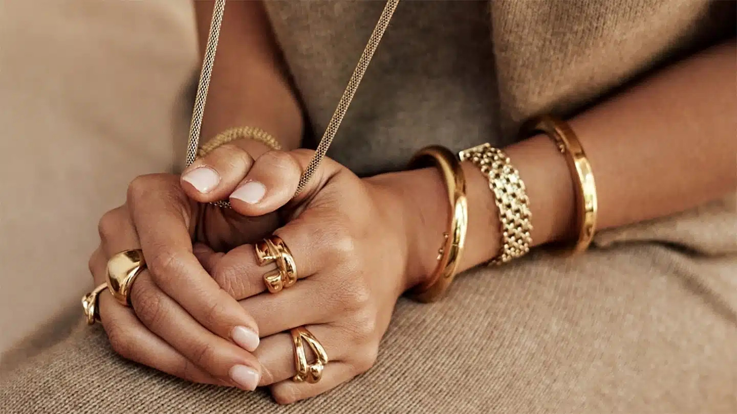Les Tendances des Bijoux Fantaisie en 2021: Éclat et Originalité